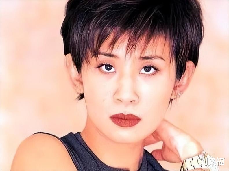 高圆圆|拉不下面子就别演丑女了，12位女星告诉你，真美人不会介意扮丑