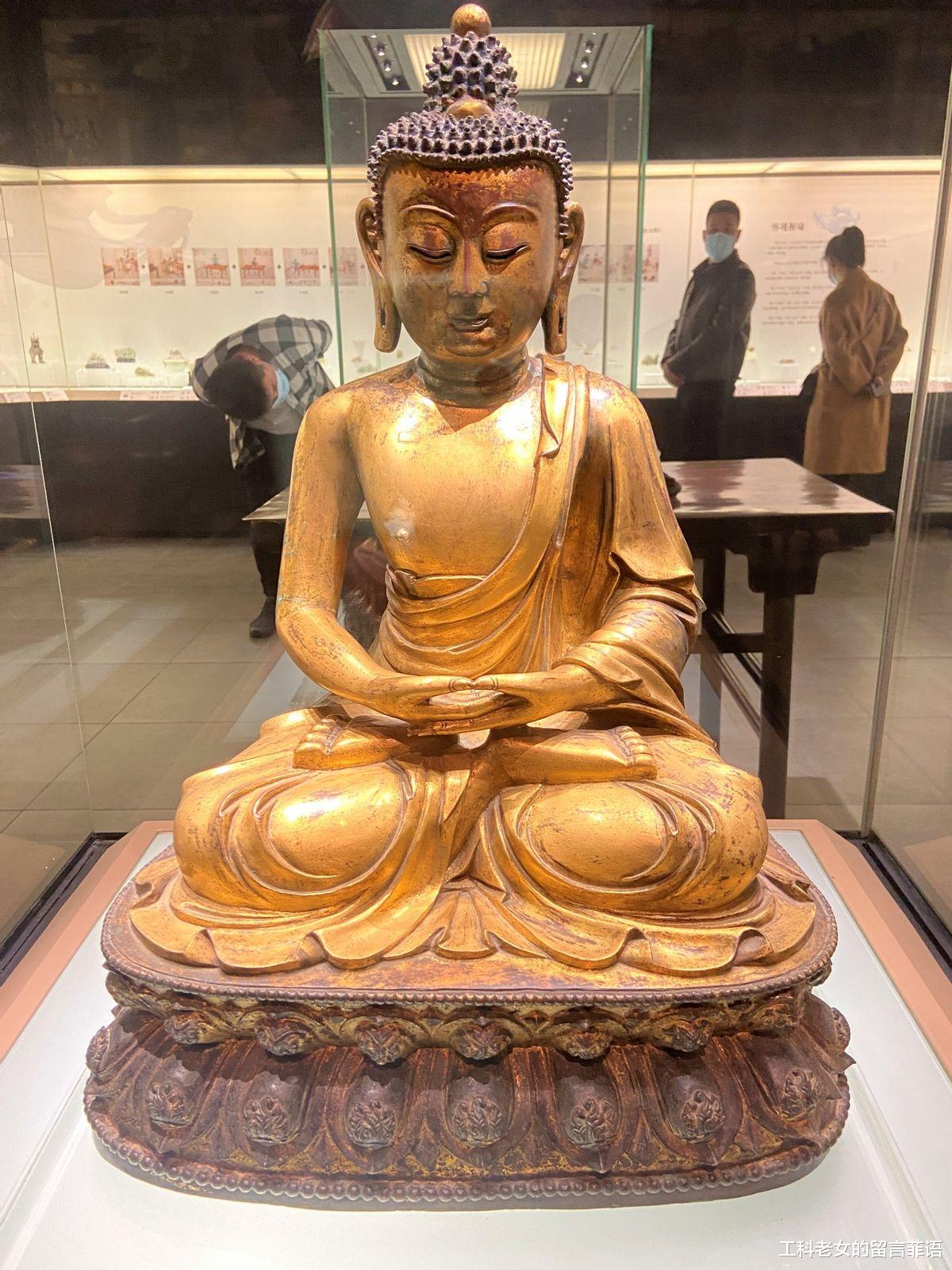 博物馆|观复藏品：琳琅满目的藏品，还有一墙冷兵器