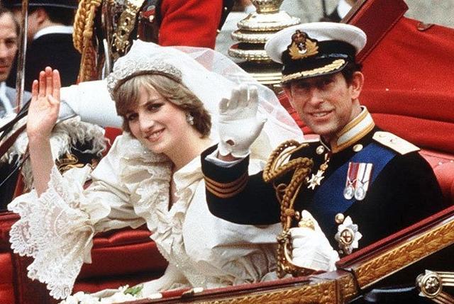 戴安娜王妃|黛安娜王妃竟预言了自己的车祸！神秘纸条：我丈夫正计划一场事故