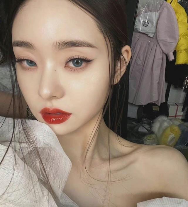 宋智雅|宋智雅被扒穿假货，与金智妮同款疑似高仿，网友真是火眼金睛