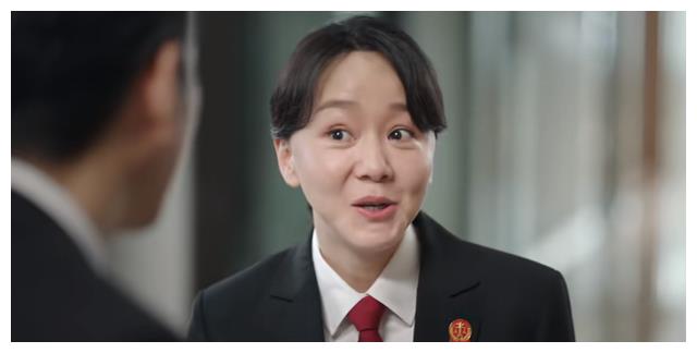 靳东|同样是演《底线》,把王秀竹、王劲松、靳东一对比,差距就有了