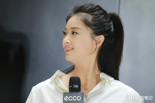 蒋欣|刘涛被曝陪睡制片人，蒋欣回应：伤害我姐妹就是不行