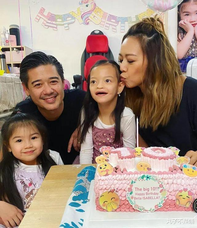 TVB|避谈前女友！56岁TVB前小生罕见现身，称人过半百不再讲爱情