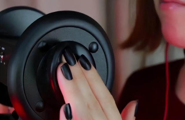 新兴行业|新兴行业成“色狼的温床”?新鲜刺激的背后,不少男性迷失在其中