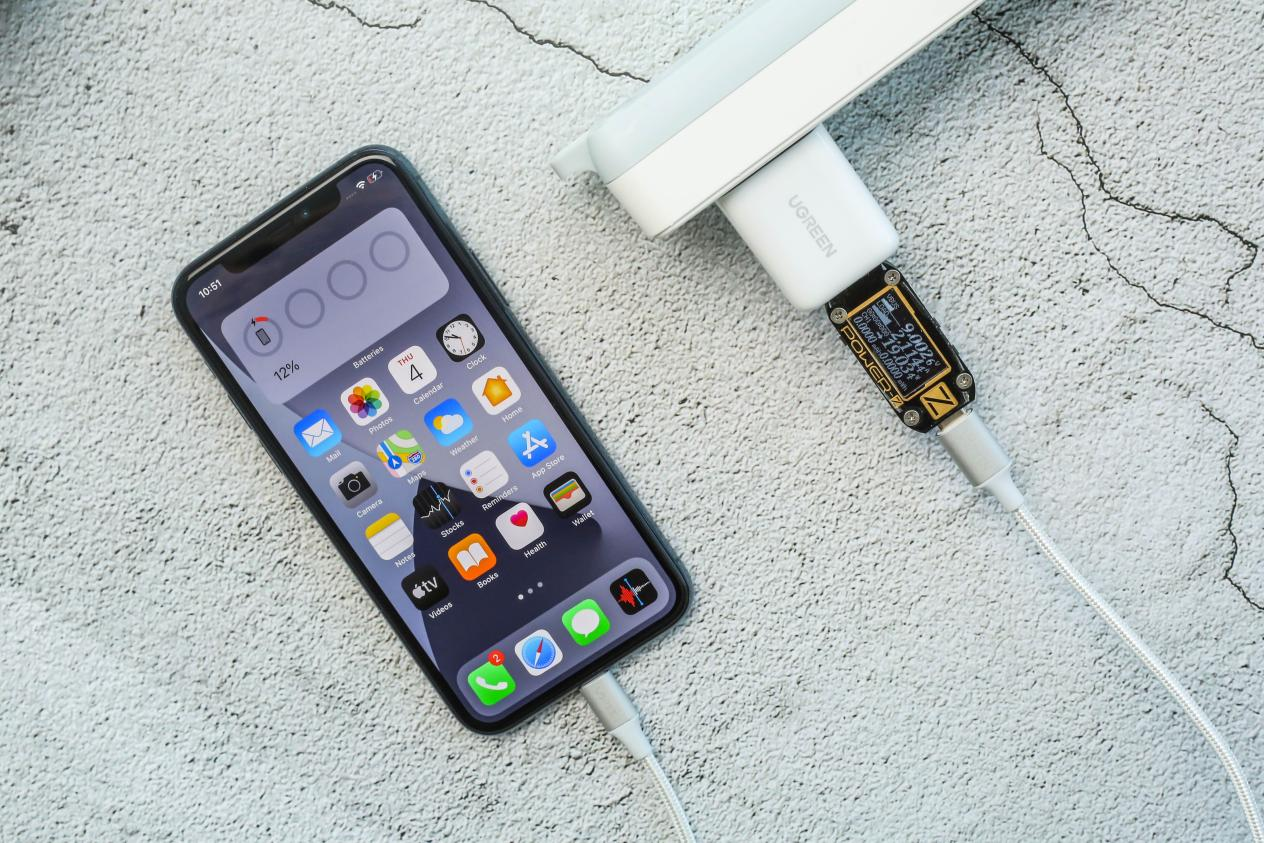 数据线|没想到小小体积用料这么猛,iPhone快充充电器暴力拆解报告