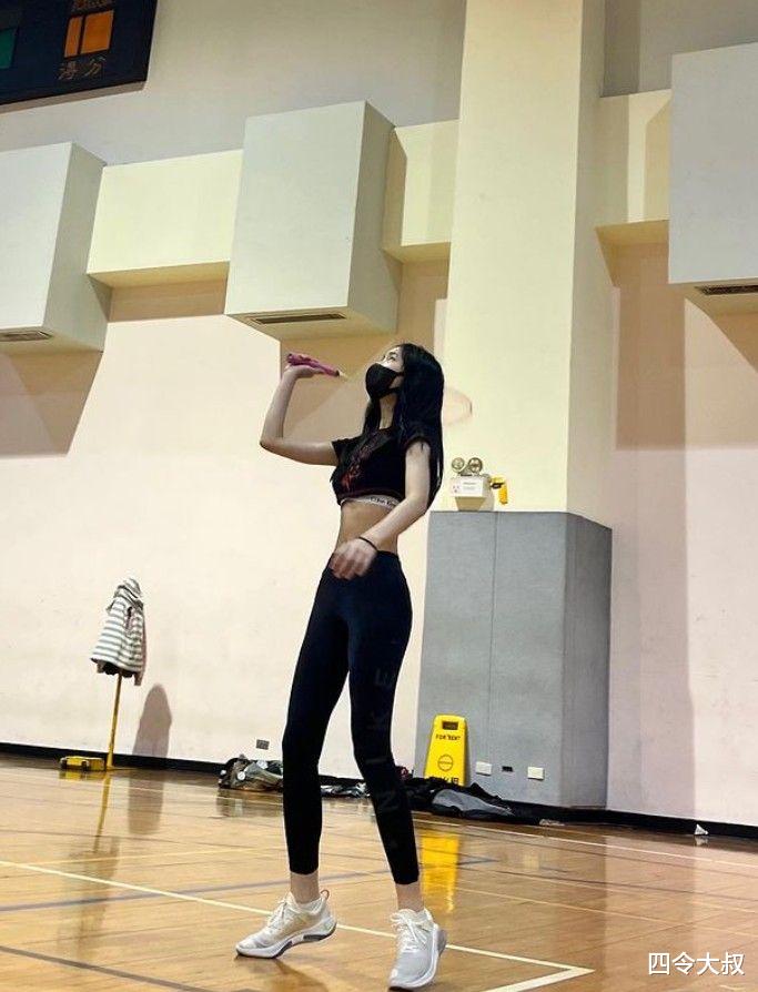 小S|小S二女儿是击剑女神，超美照片曝光！网友：我还以为是舒淇