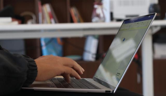 笔记本|笔记本不该只关注硬件,智能高效难道不香吗!