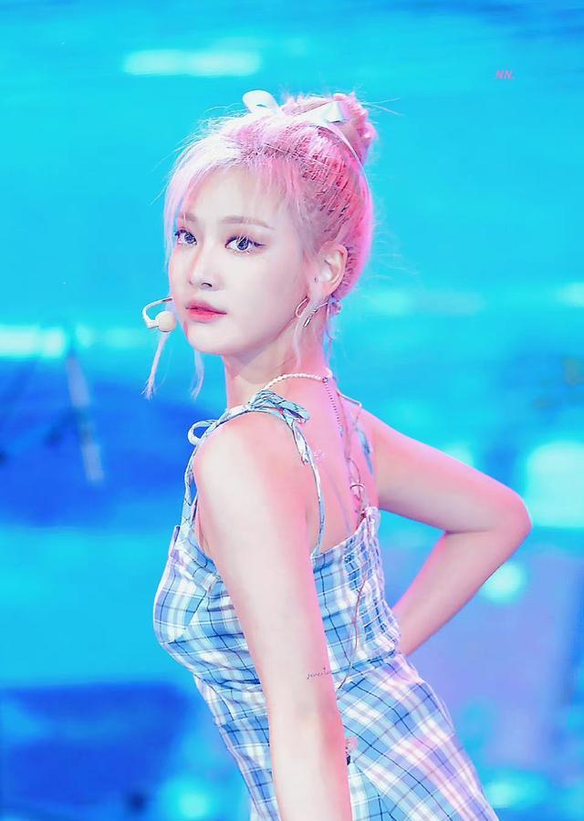 陈瑶|aespa无预告发歌，歌曲质量一般还有修音，分不清到底是谁在唱歌