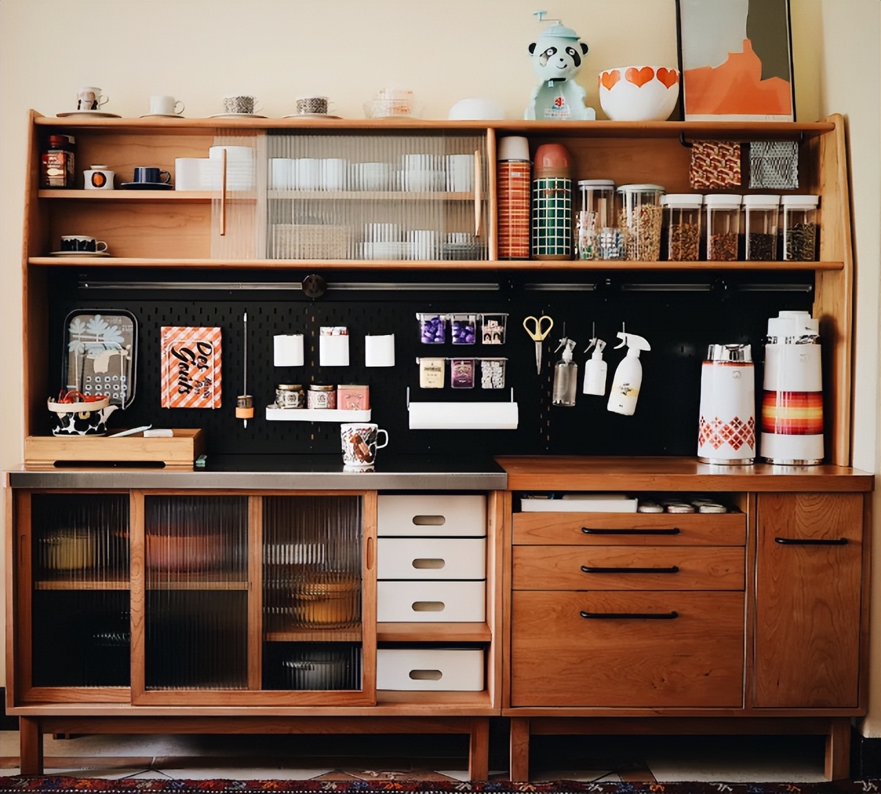 新房装修，不如在这4个地方再打个柜子，让收纳空间翻个倍