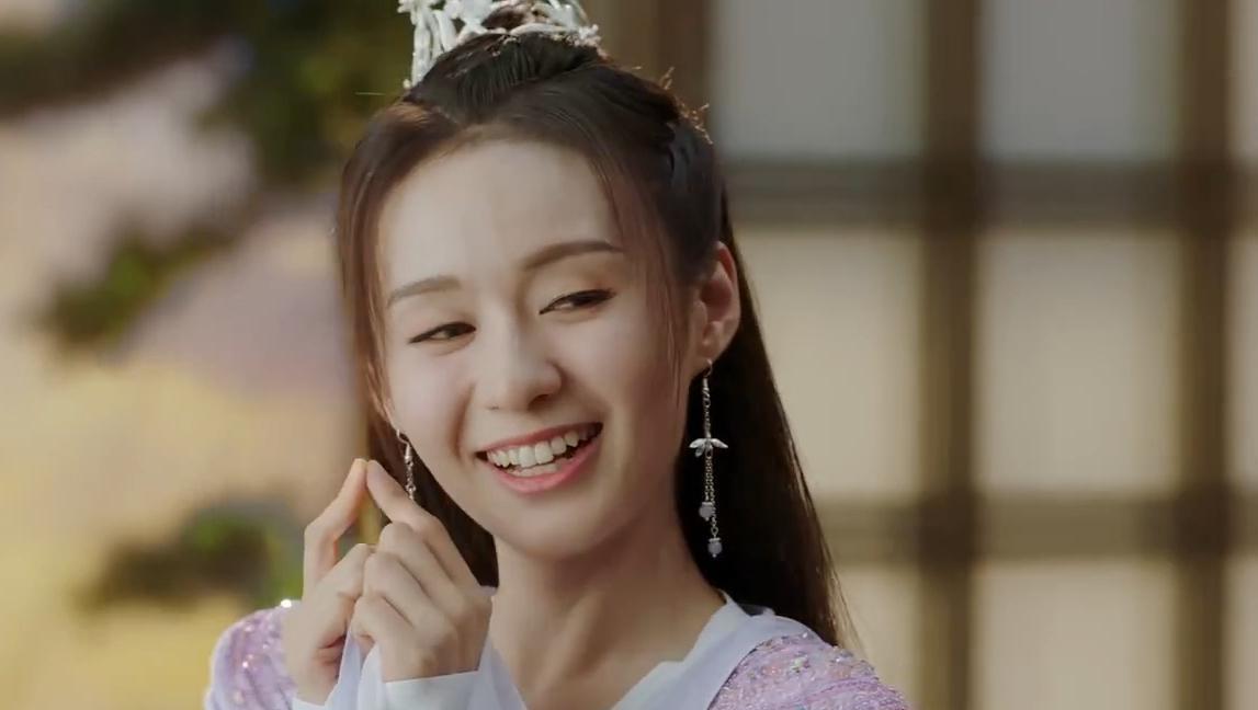 月歌行|《月歌行》学渣为了爱情，成洛宁替考，硬把自己逼成了学霸的样子