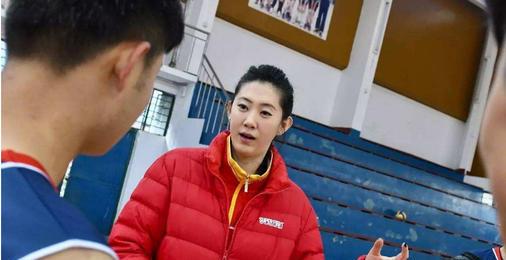 女排|中国女排知名美女，闪回后闪离，直言：前夫达不到自己的要求！