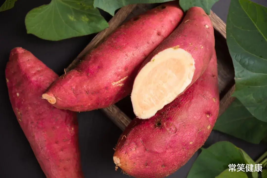 这个在中国拥有400多年历史的“舶来品”,承包了冬天大街小巷的“人间至味”