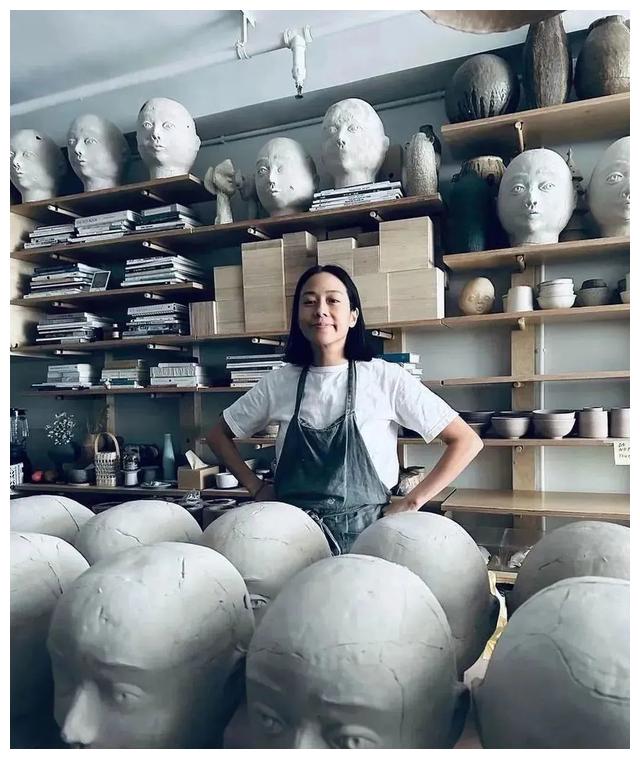 许久不见，这位金马影后有了另一个身份