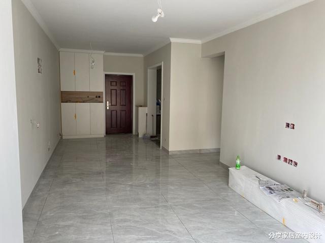 这是我见过最省钱的装修了,还没家具花了6W,效果非常极简!