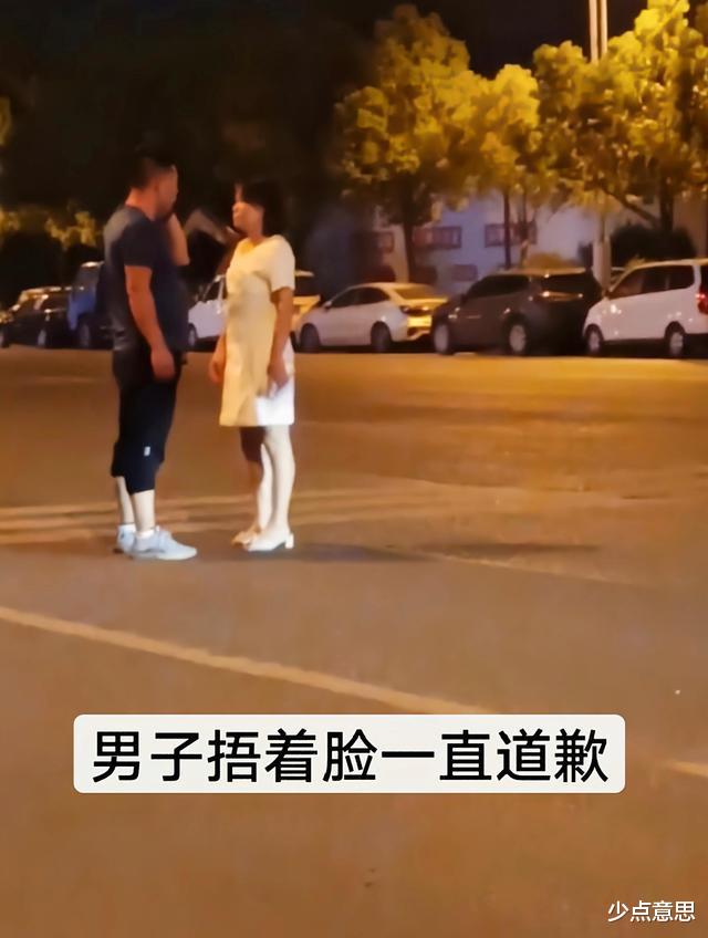深圳:女网红深夜陪“榜一大哥”喝酒被丈夫指责,怒骂:你个废物