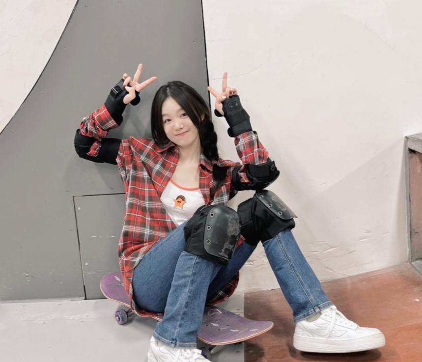 申河均|徐梦洁晒与吴宣仪刘些宁合照,同框太养眼,看脸都是一场颜值盛宴