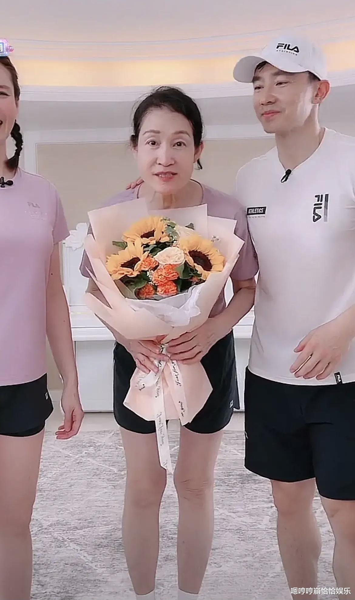 刘畊宏|镜头之下，刘畊宏岳母太真实了！