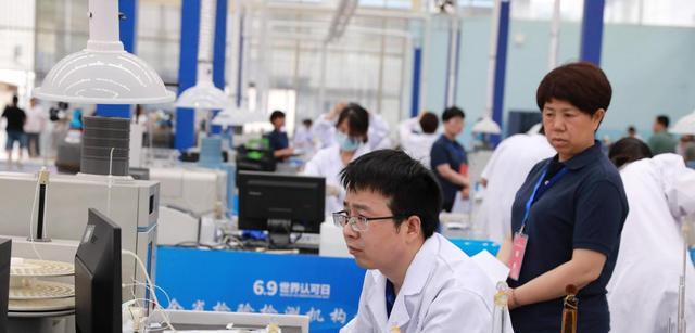 河南大学|河南大学辅导员名单被公开,学历成了“拦门关”,硕士学历未上榜