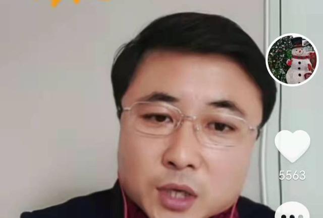 许敏|金果儿打人再被提起，许敏粉丝直播间发表言论，主要涉及两个问题