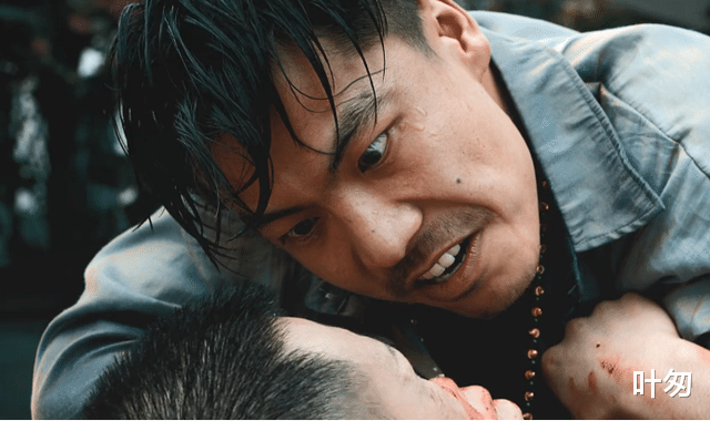 扫毒|同样是缉毒电影，《扫毒》留下了热梗，这部留了个寂寞