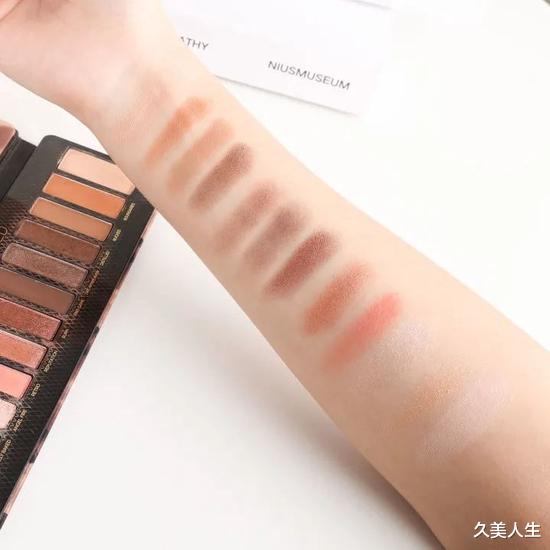 腮红 5分钟速成妆容教程