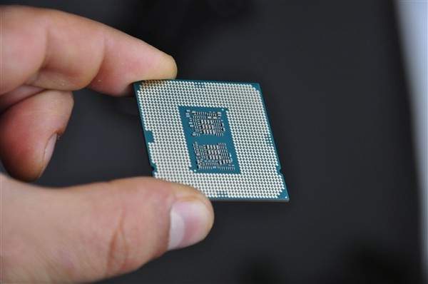 芯片|x86巨头Intel拥抱RISC-V架构，国产芯片突围困难系数又增加
