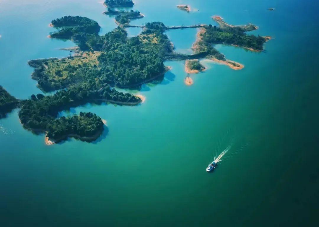 三清山|周末去哪儿玩 | 天冷了，该去咸宁泡温泉了！