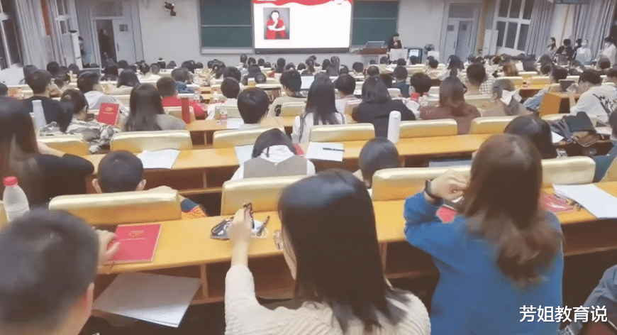 大学|家境普通的学校，在大学选专业时不要选这些，毕业后就业是难题