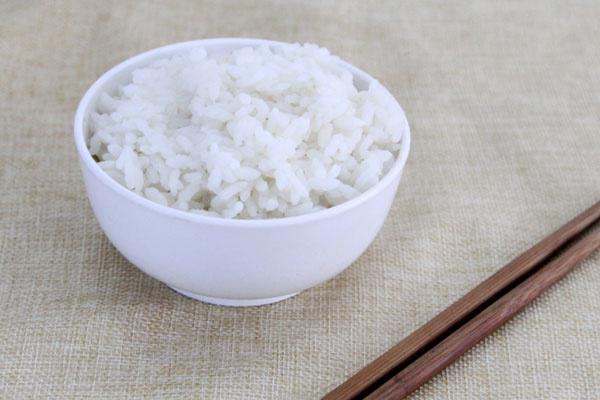 减肥期间，这6种主食可替代米饭，每天换着吃，饱腹还能瘦