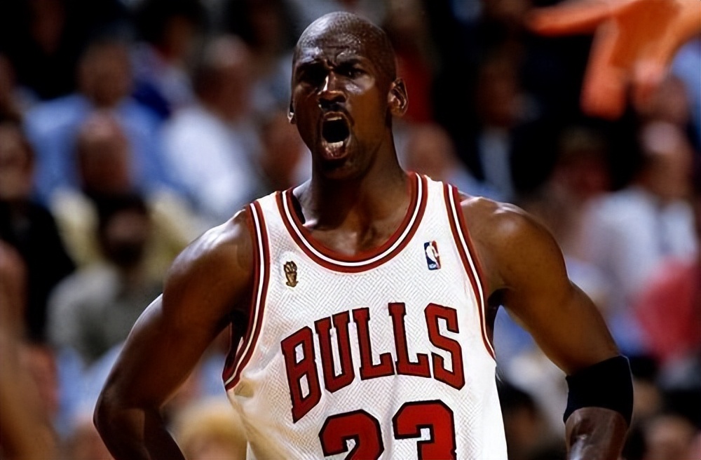 科比·布莱恩特|科比总决赛1次砍下40+,乔丹6次,那么詹姆斯呢?没对比就没伤害