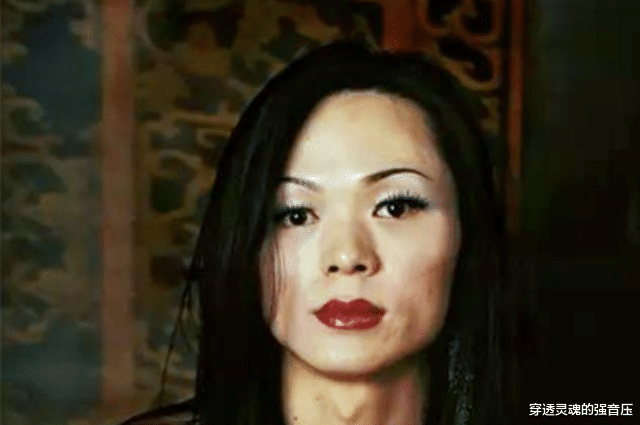 优酷|“变性人”李二毛，与男友患难10年分手，摘除假体，重新做回男人