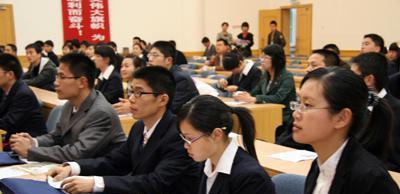 高校|公务员报考迎来“新标准”,方案被提议后,35周岁或将被打破!