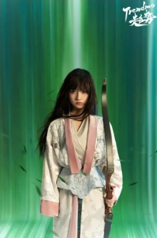 迪丽热巴|救命,内娱看不上的沈月,已经火遍越南了!