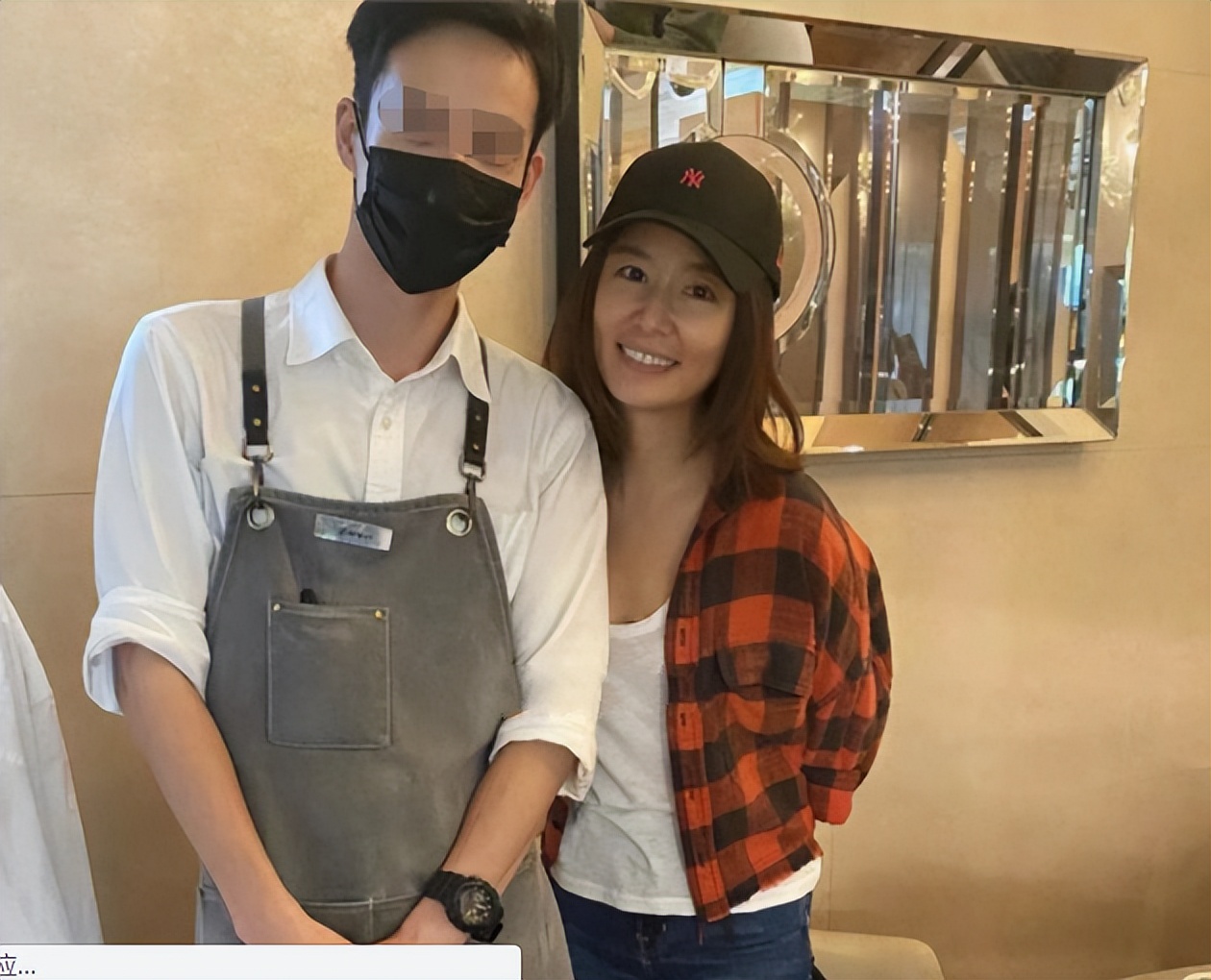 林心如|林熙蕾曾馨莹等阔太合影，林心如皮肤发黄发黑，Melody最抢镜