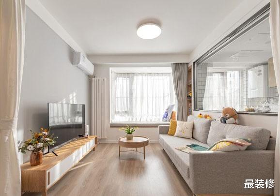 老公的鬼点子，终于在装修时派上了用场，引来邻居的纷纷赞叹