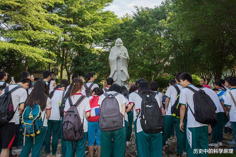 圆周率π为何拖着一望无际的尾巴?人类强行解读“圆”的“恶果”