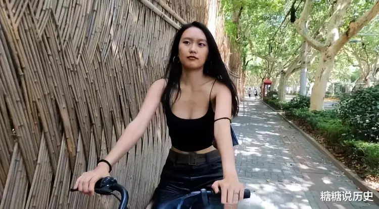 98年女孩过“极简生活”上瘾!5年不用卫生巾,2年不买卫生纸?