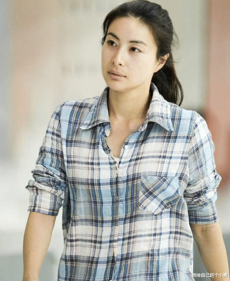 李湘|林心如炫耀她的首饰3亿,李湘的必上课是炫富,她却穿地摊货