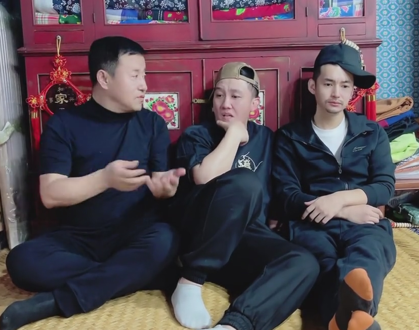 |关小平：赵家班内讧是胡说八道，赵本山会把平台和小编一起收拾