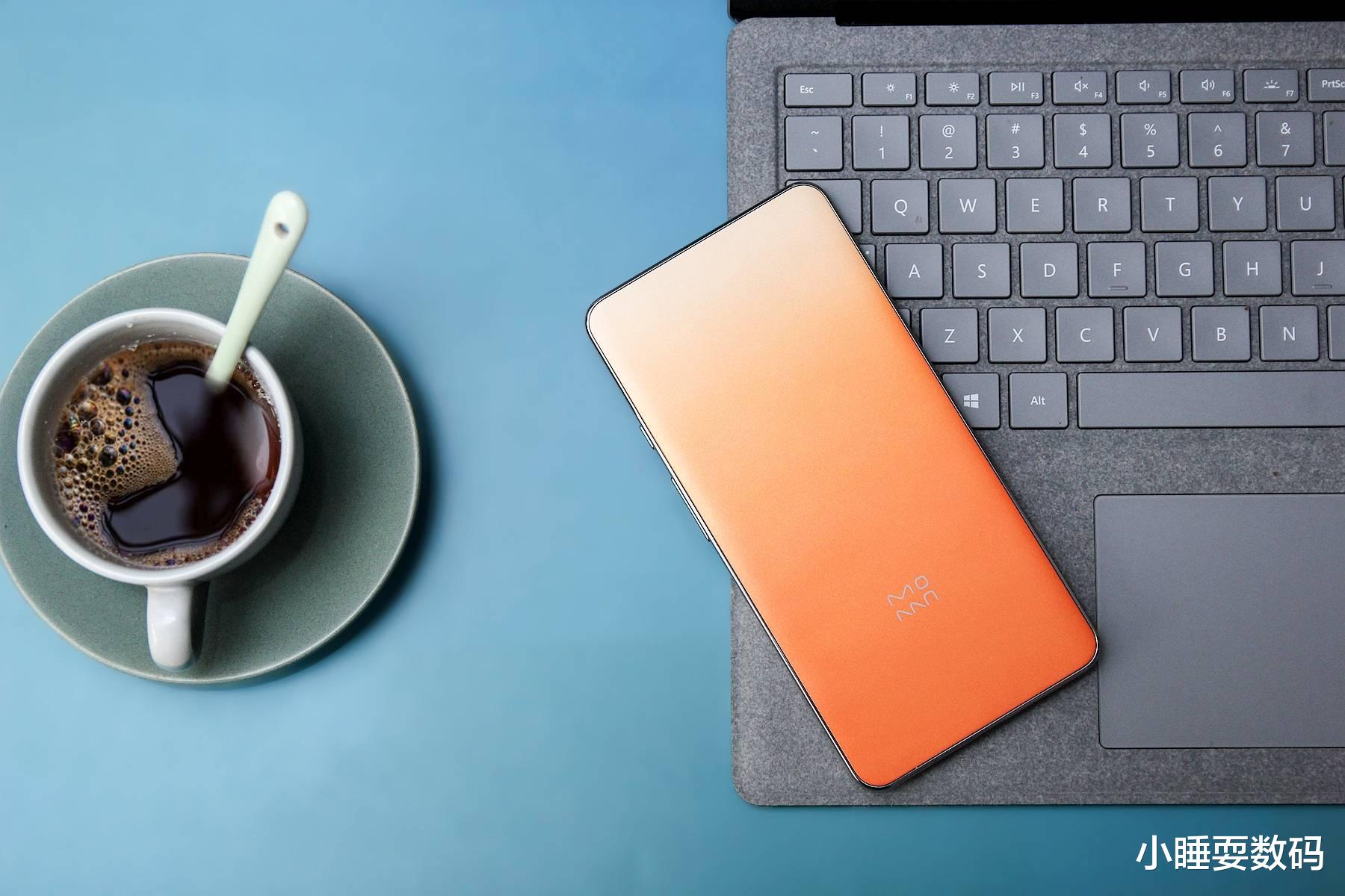 小米科技|小米生态链推出“口袋电纸书”，64GB大小，能下载几万本书