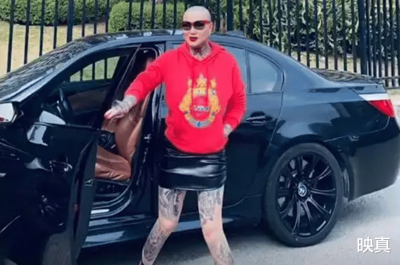 短视频|2019年,女富婆冯萍征婚:谁娶我就送谁宾利,如今结婚没?