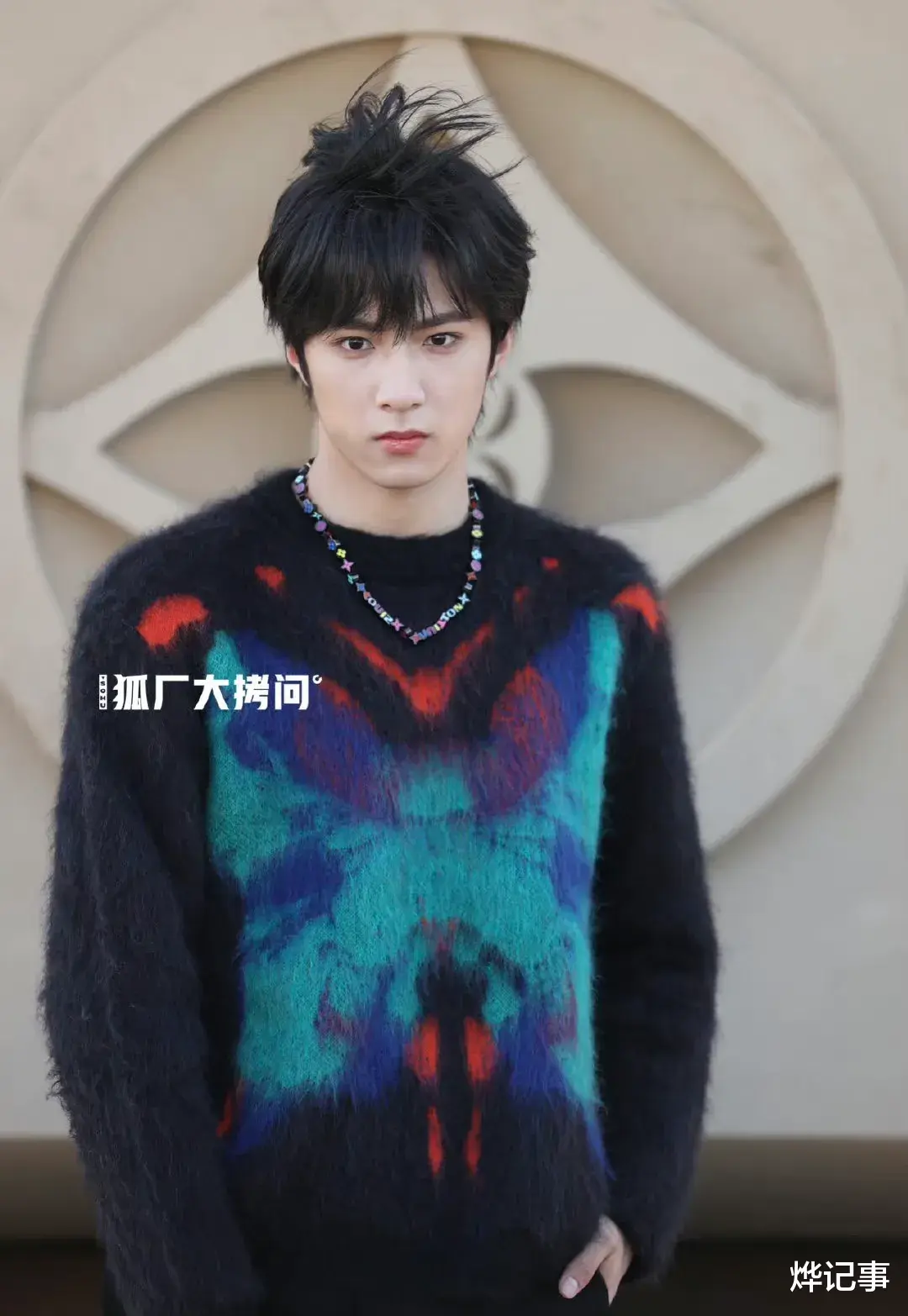 |娱乐热榜上罕见出现了一个热搜“艳压”,竟然是一众男星在斗艳