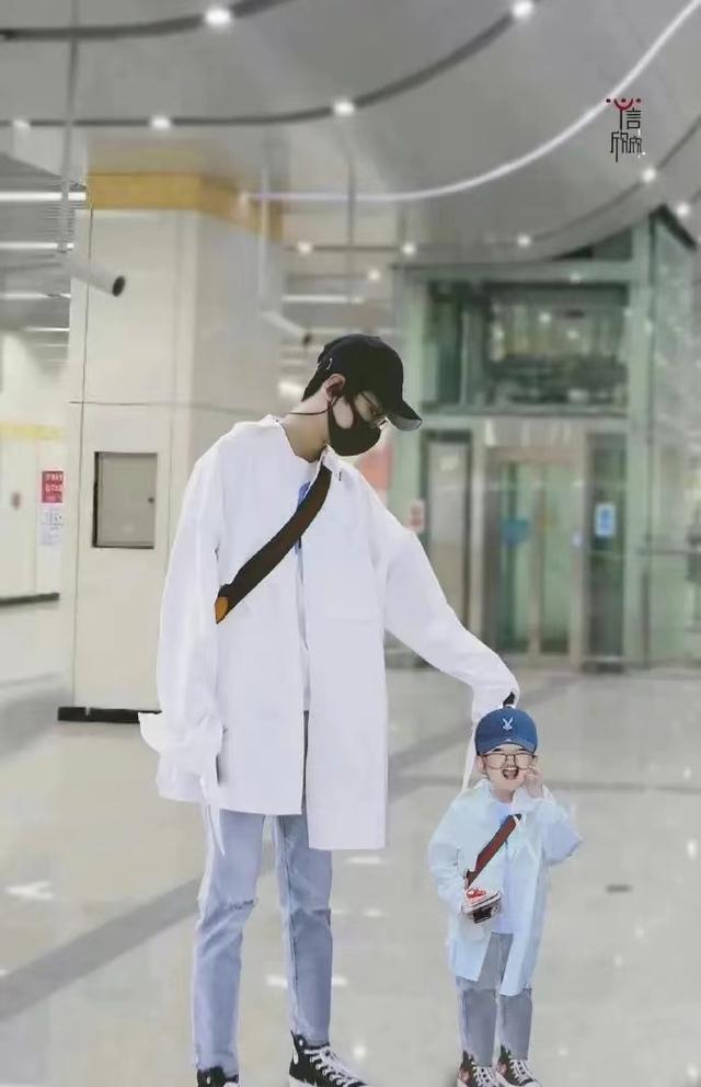 肖战|杨紫被网友在线“算命”，网友预测第一胎宝宝性别，肖战无辜躺枪