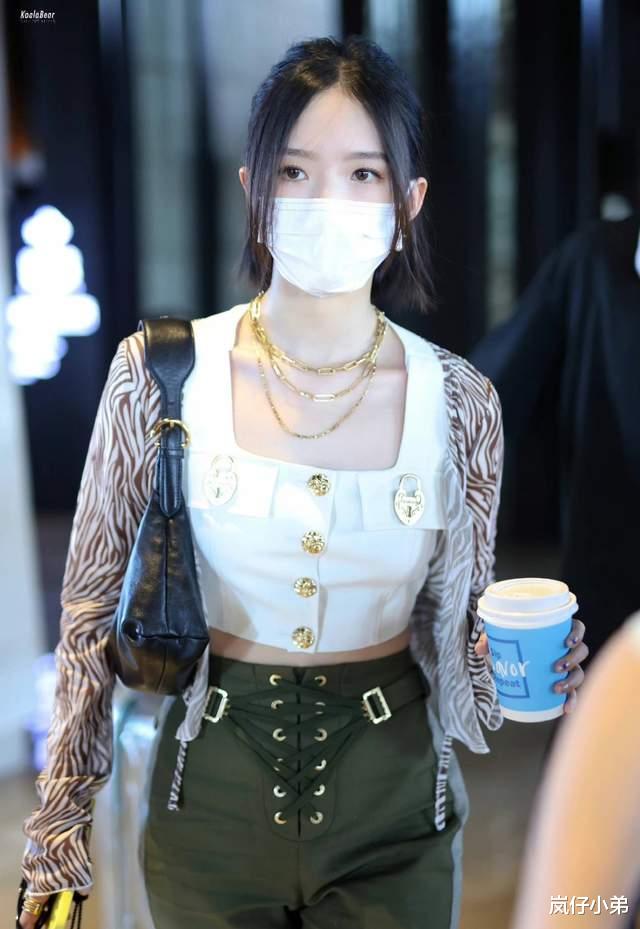 孟美岐|孟美岐复出了！与诸多当红偶像录制全新综艺，上演选秀艺人大杂烩！