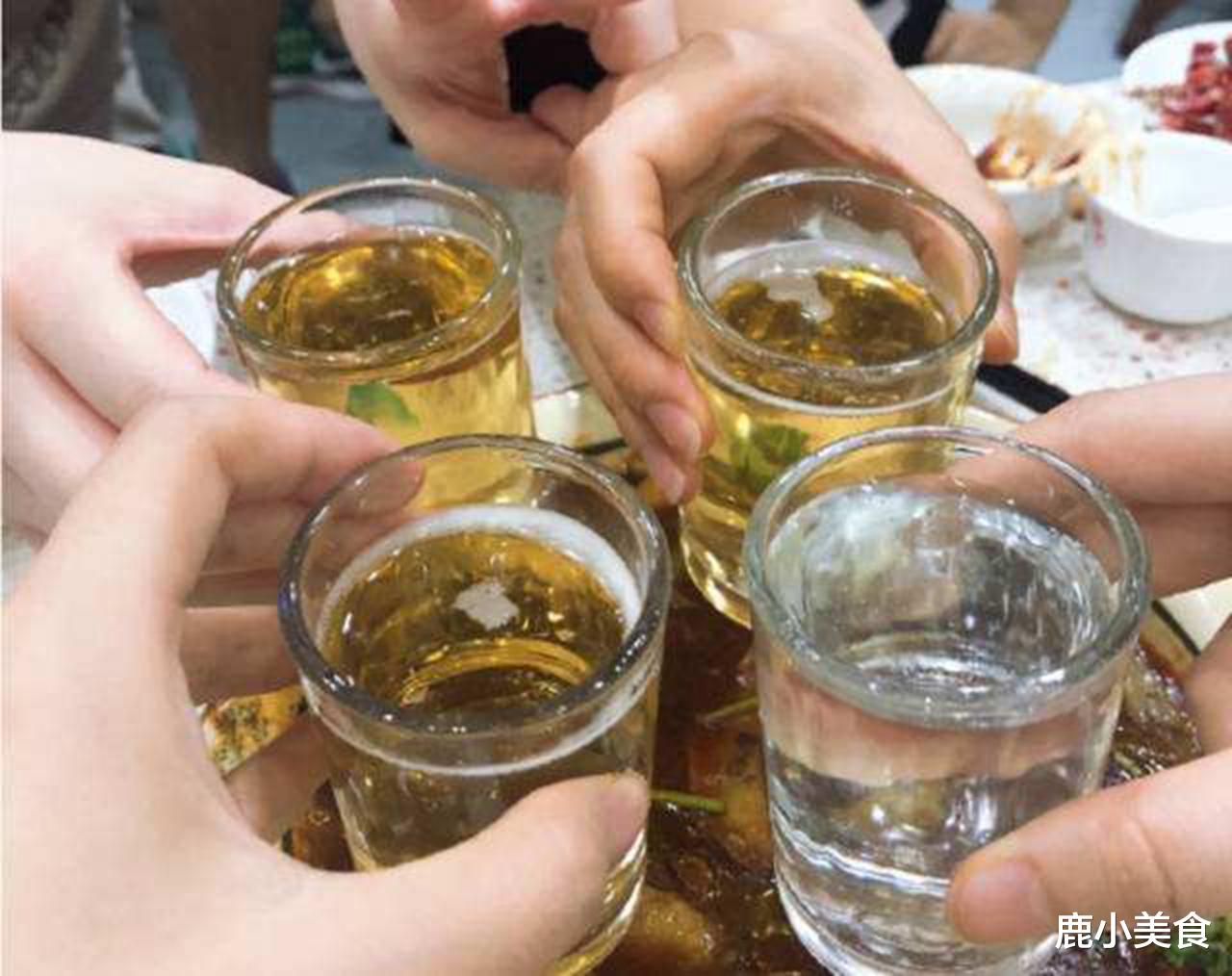 九头鸟实则聪慧 , 湖北人实则实在 , 酒桌上湖北人喝酒的实在能讨现