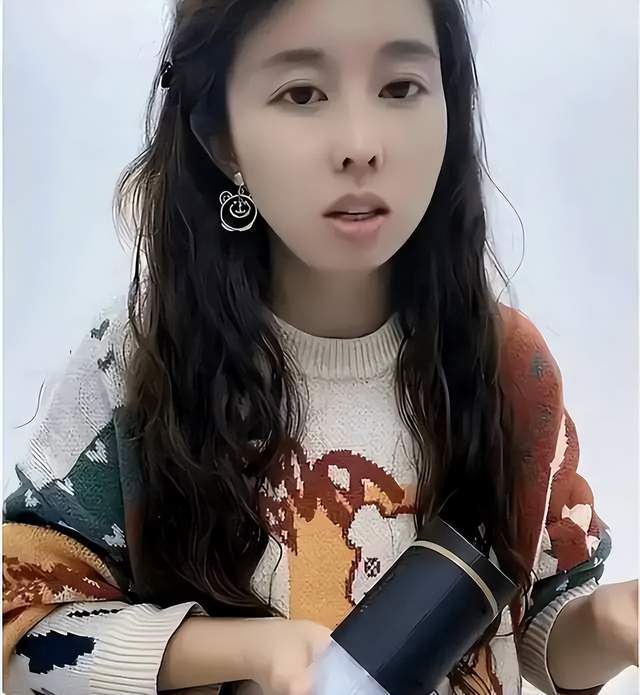 |许家妮妮人气爆棚，田家曾说支持许妈还债，取关小星星是墙头草？