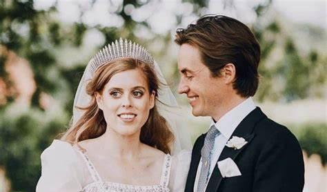 |尤金妮公主和老公婚姻四周年经历:双宿双飞、拜访哈里、两次损失