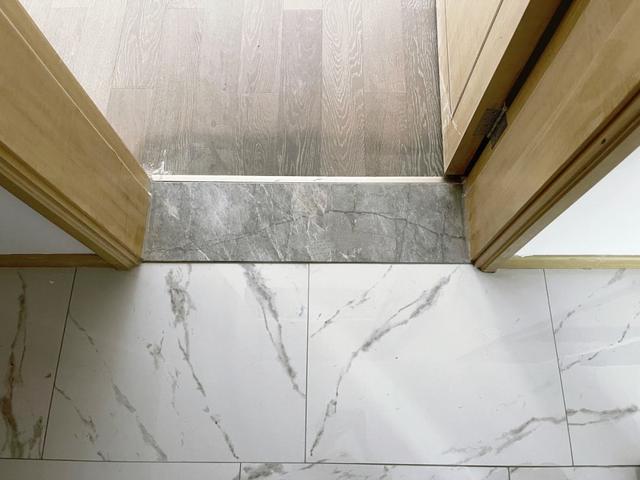 ?木地板变黑怎么办?原因可能有三种,先预防再维修