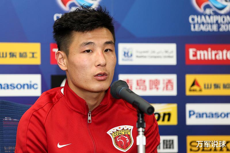 |1:2输也不让上,武磊10场4替补连续5轮不登场,球迷呼吁回中超