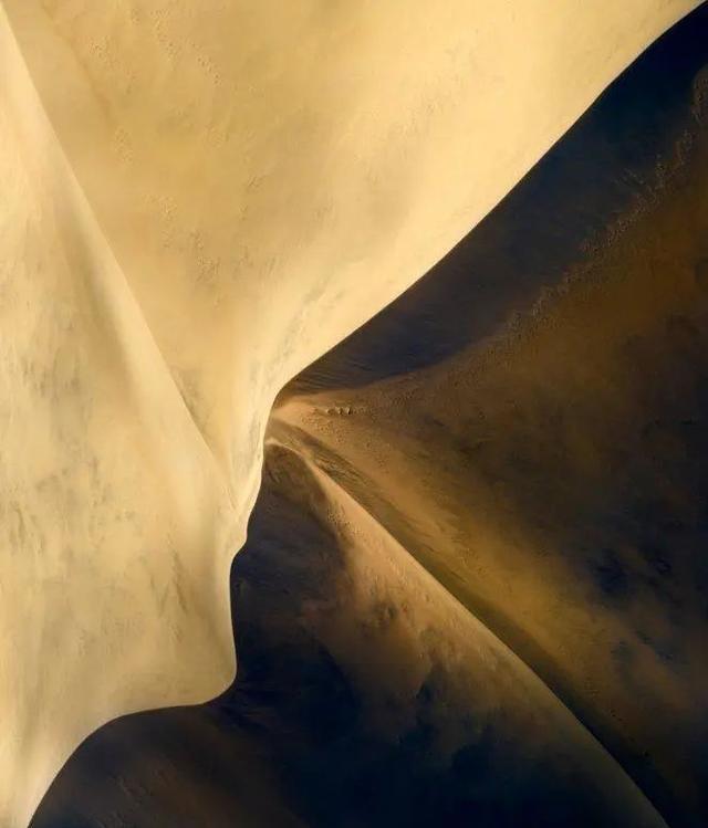 荒漠摄影师镜头下的美景,像是异度空间,很多人一生都看不到